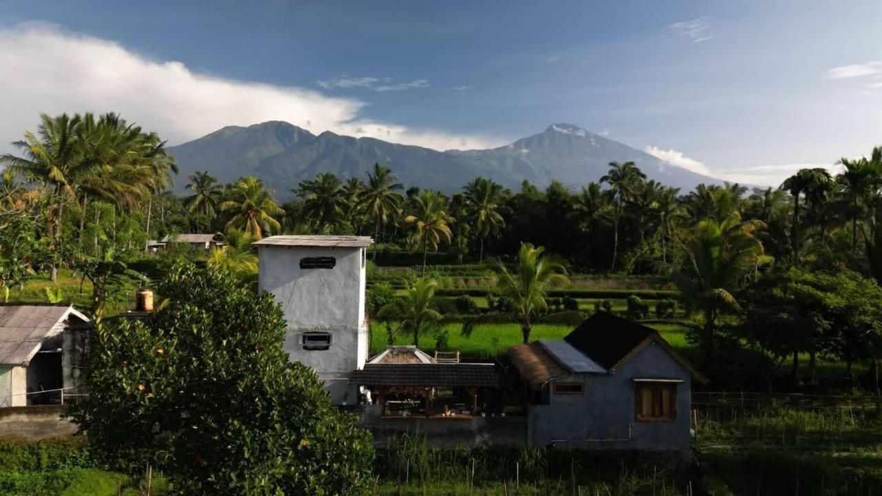 Dira Bungalows Tetebatu Exterior photo