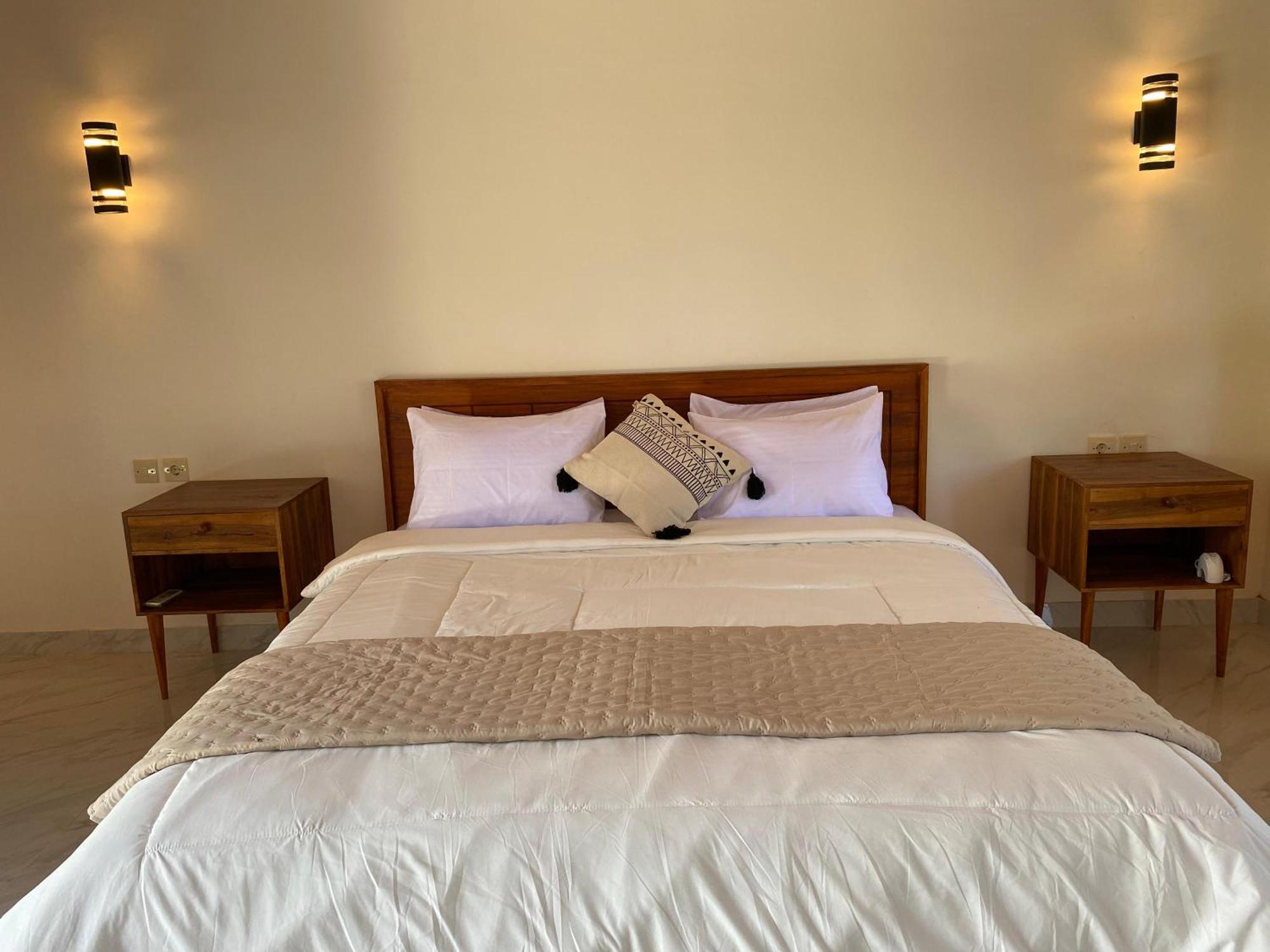 Dira Bungalows Tetebatu Room photo